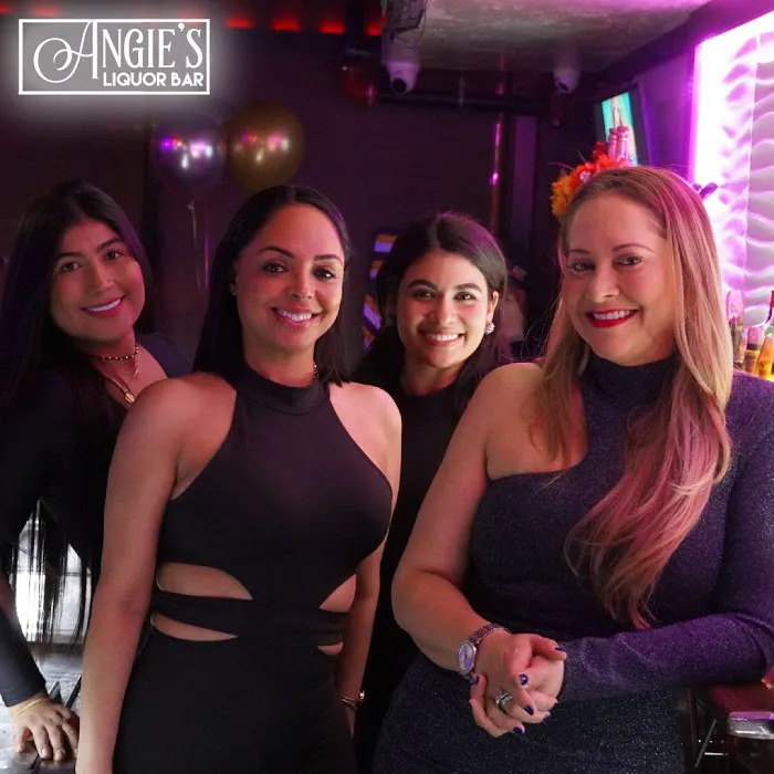 Angie's Liquor & Bar Picture 10