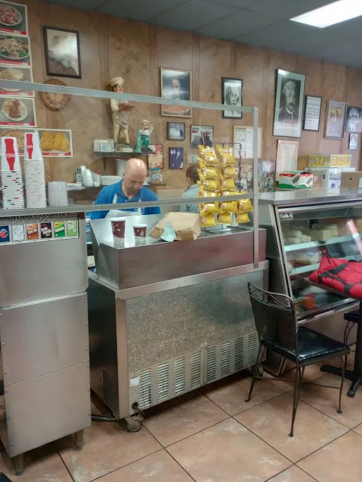 Ellison Pizza & Deli Picture 10
