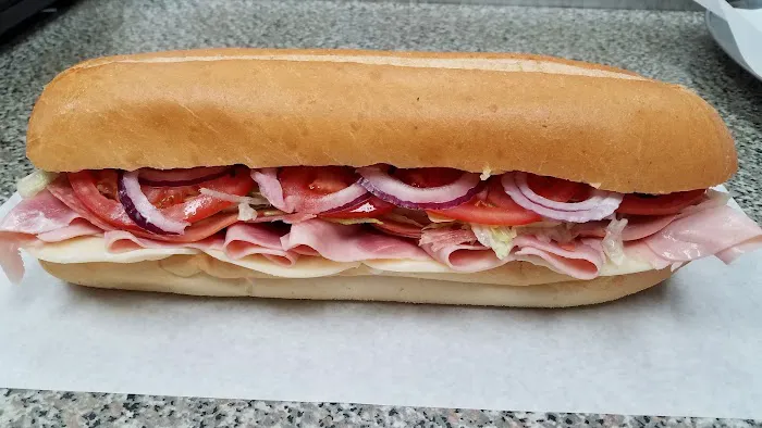 Ellison Pizza & Deli Picture 5