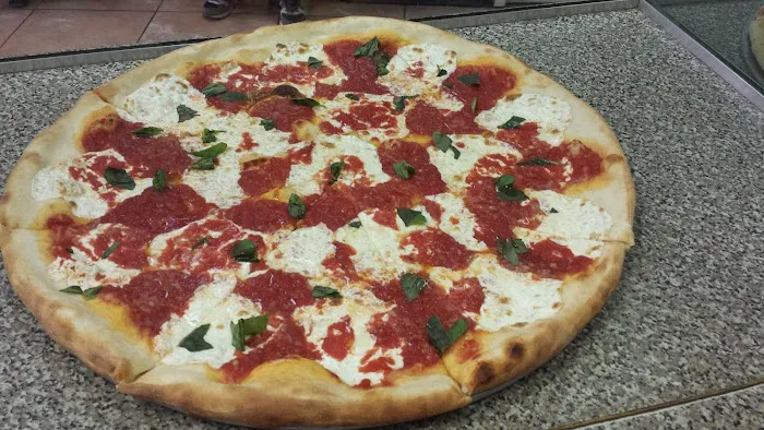 Ellison Pizza & Deli Picture 1