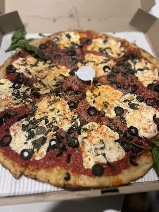 GRUMPY'S SOURDOUGH PIZZA CO. Picture 1