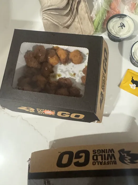 Buffalo Wild Wings 'GO' Picture 10