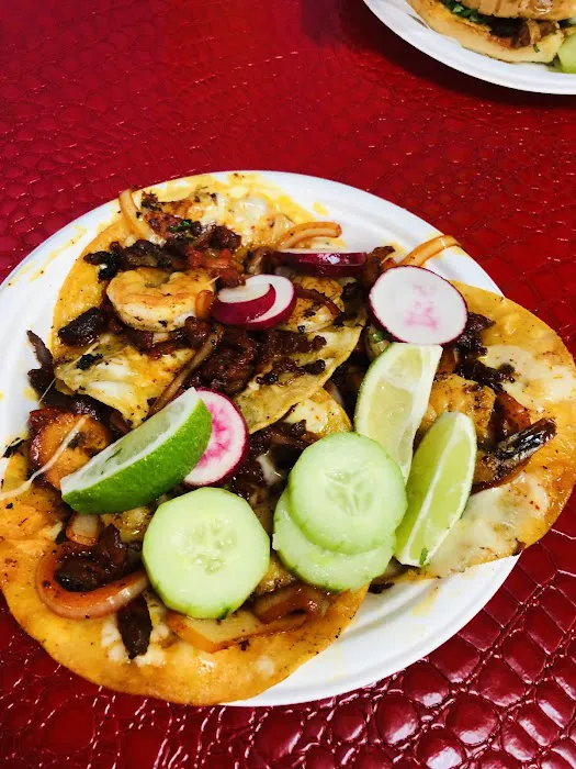 Tacos y pizza el pechy's G.G Picture 4