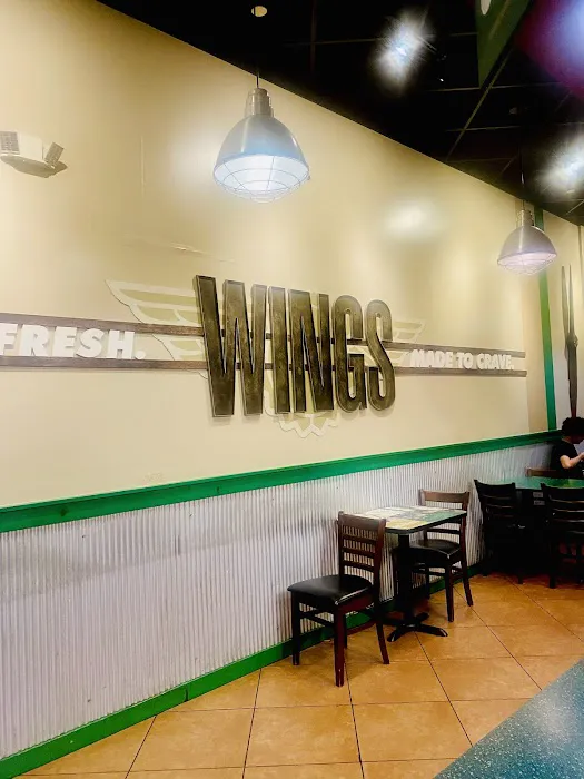 Wingstop Picture 2