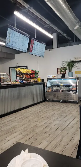 City Deli and Grill Picture 4