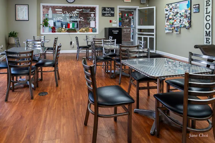 Nick's Sandwich Shop Picture 10