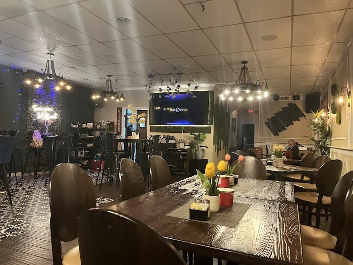 Botany Lounge Picture 5