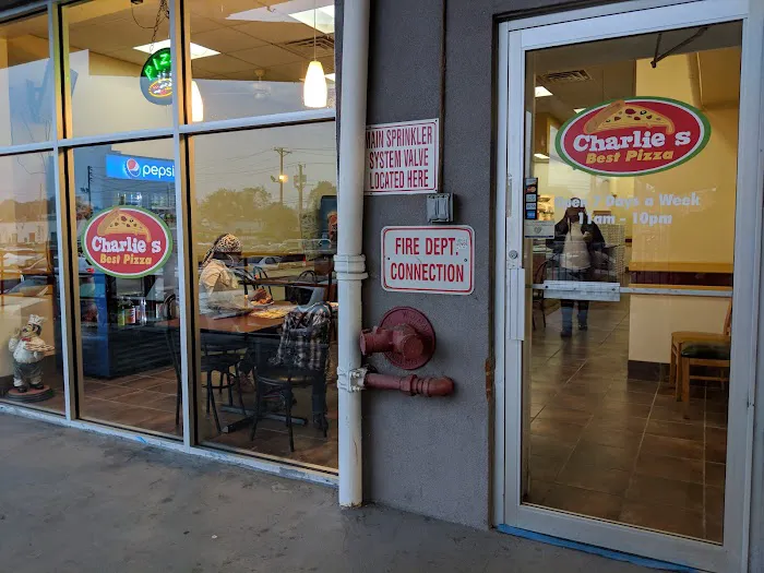 Charlie's Best Pizza Picture 1