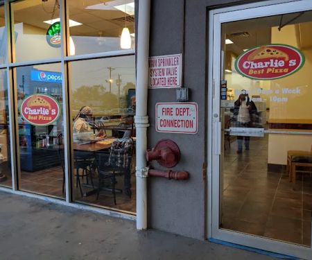 Charlie's Best Pizza