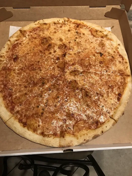 Yummy Pizzeria & Restaurant Picture 3