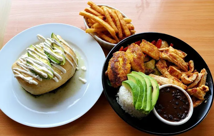 Juany's Cafe & Grill Picture 1