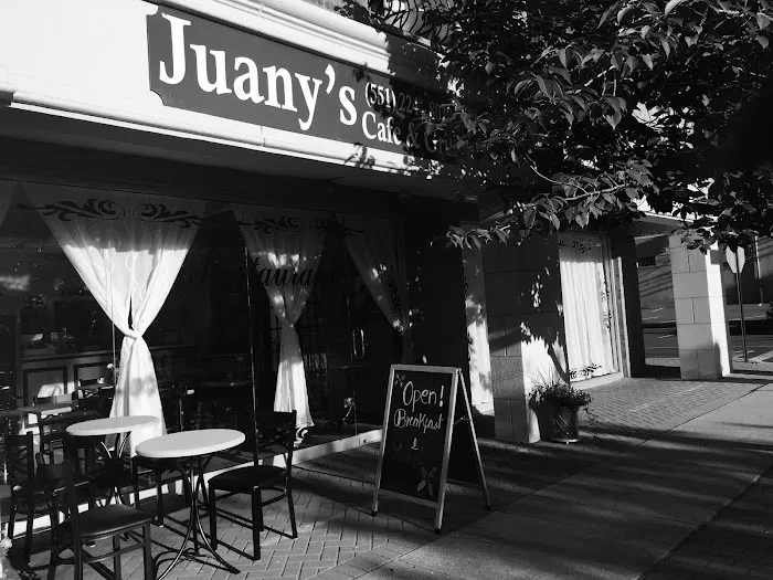 Juany's Cafe & Grill Picture 5