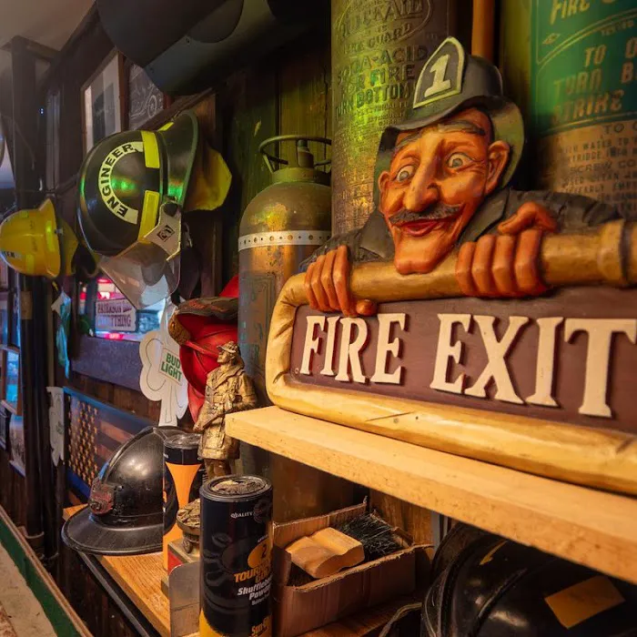Duffy's Tavern Picture 6