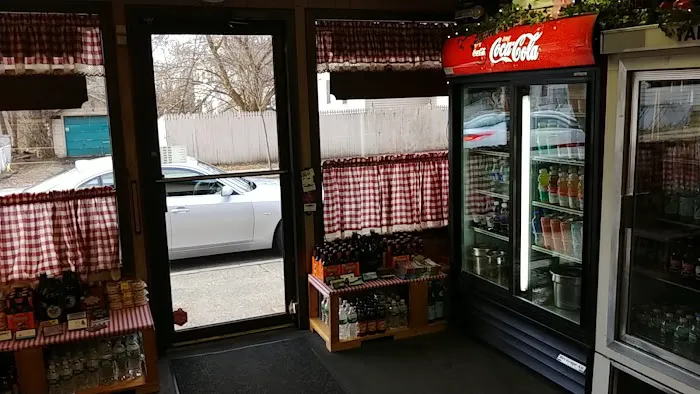 Wilkes Country Deli Picture 5