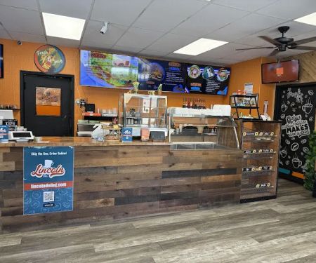 LINCOLN Deli