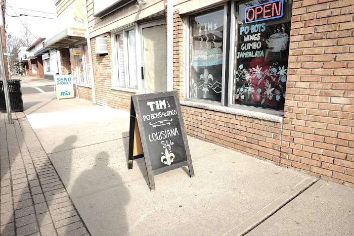 Tim's Po-Boys and Wings Picture 7