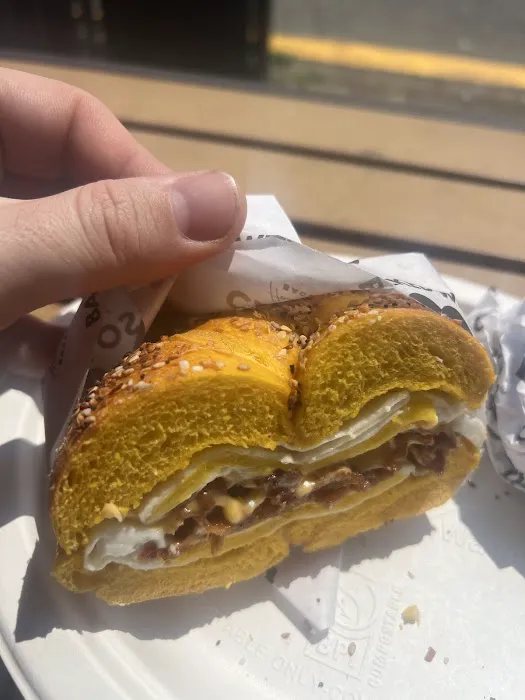 Carlos Bagel Shop Picture 8