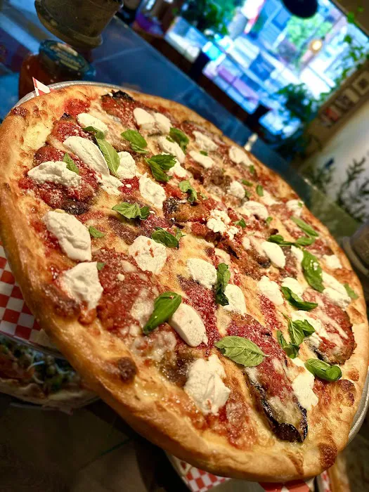 Tastee Pizza Picture 8
