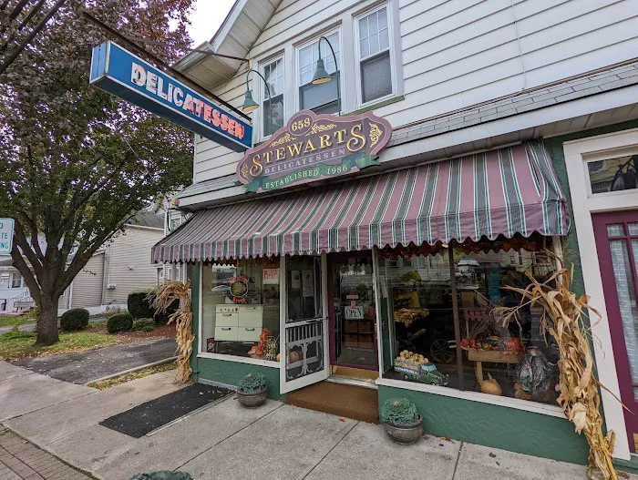 Stewart's Lafayette Deli Picture 4