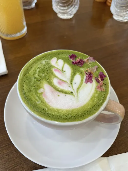 Honey Day Cafe Picture 4
