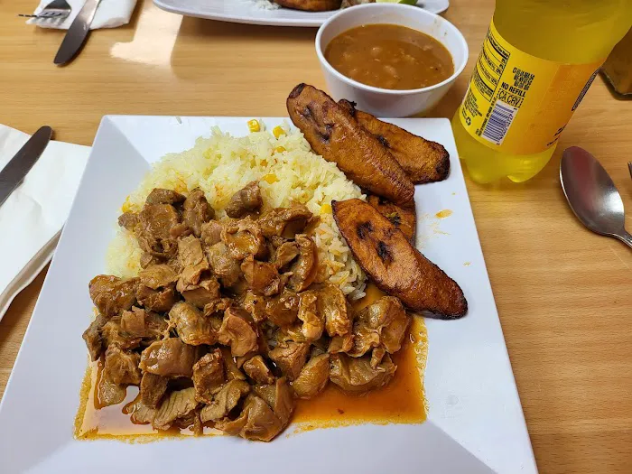 Yoli's Restaurant Picture 5