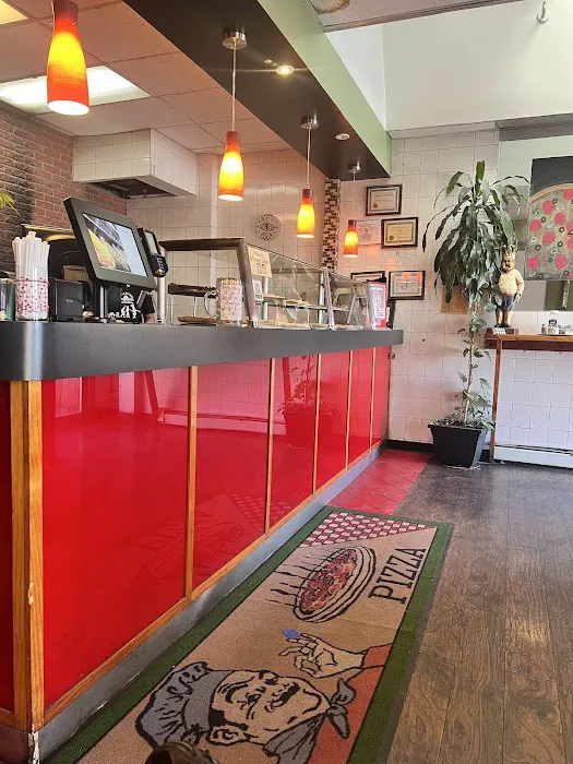 Foschini's Brick Oven Kitchen Picture 1