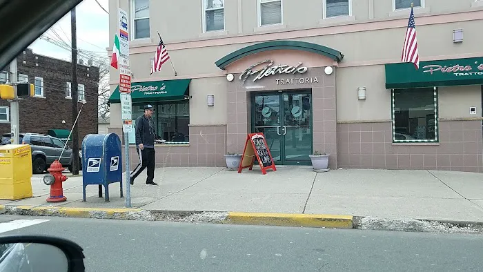 Pietro's Trattoria Picture 5