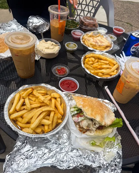 Beyond Pita Picture 3