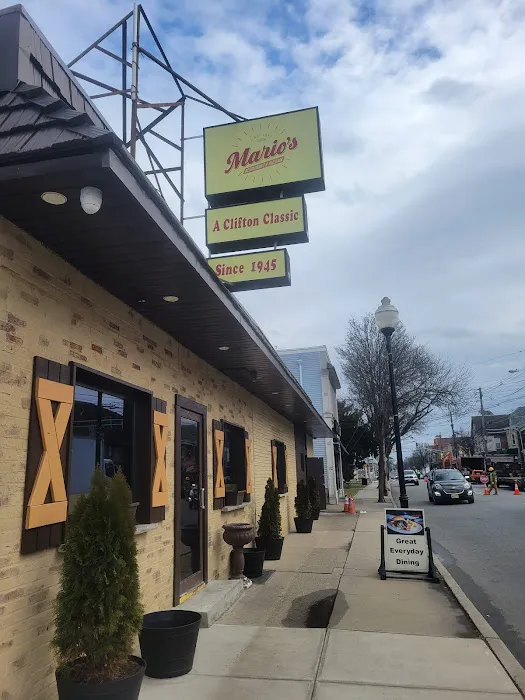 Mario's Restaurant & Pizzeria Picture 4