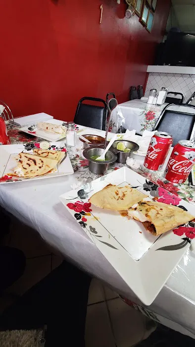 Tacos Y Cemitas Mary Picture 4