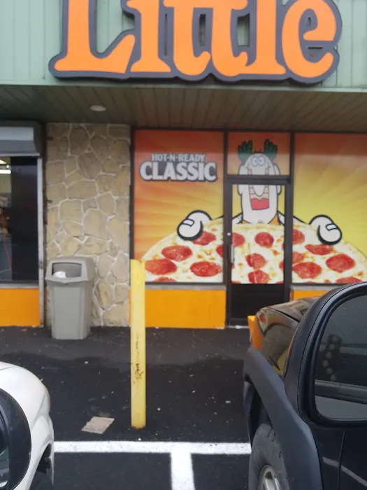 Little Caesars Pizza Picture 4
