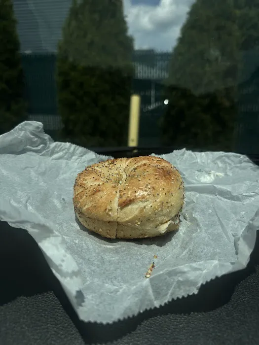 Plaza Bagels & Deli Picture 4