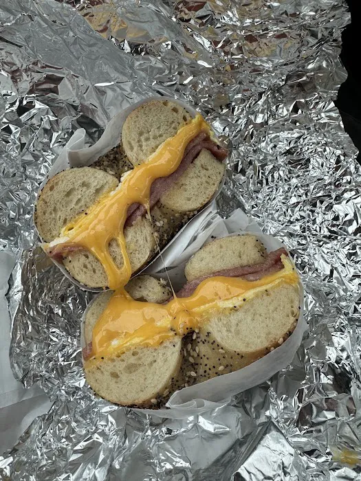 Plaza Bagels & Deli Picture 9