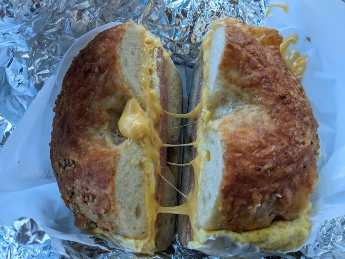Plaza Bagels & Deli Picture 7
