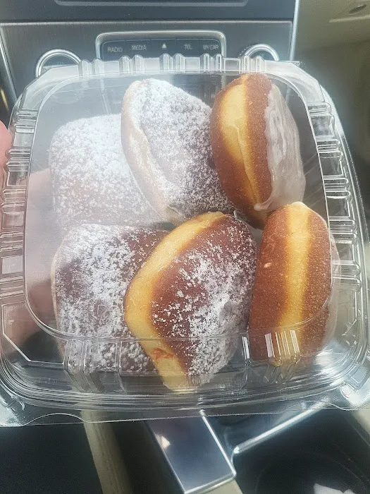 Polonia Bakery Picture 1