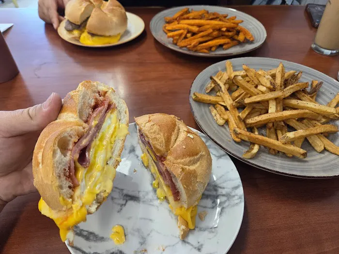 The Love of Grub Picture 7