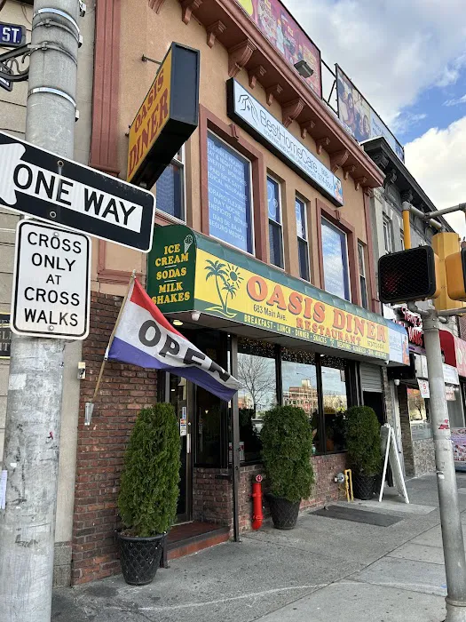 Oasis Diner Picture 3
