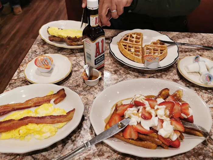 Oasis Diner Picture 2