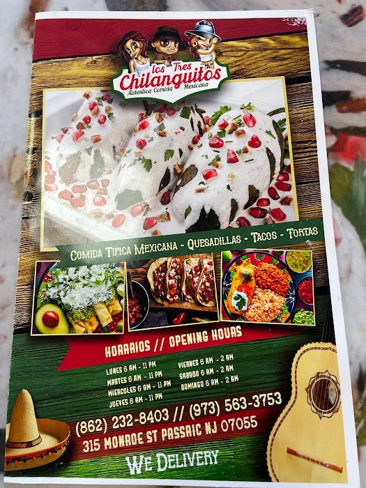 LOS TRES CHILANGUITOS Picture 3