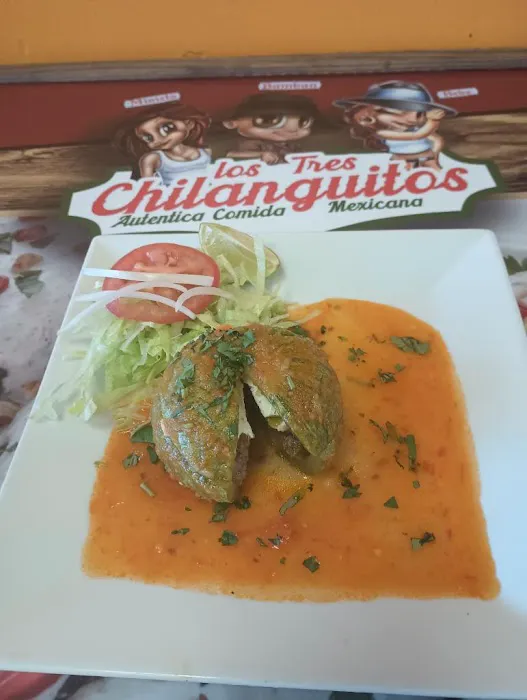 LOS TRES CHILANGUITOS Picture 7