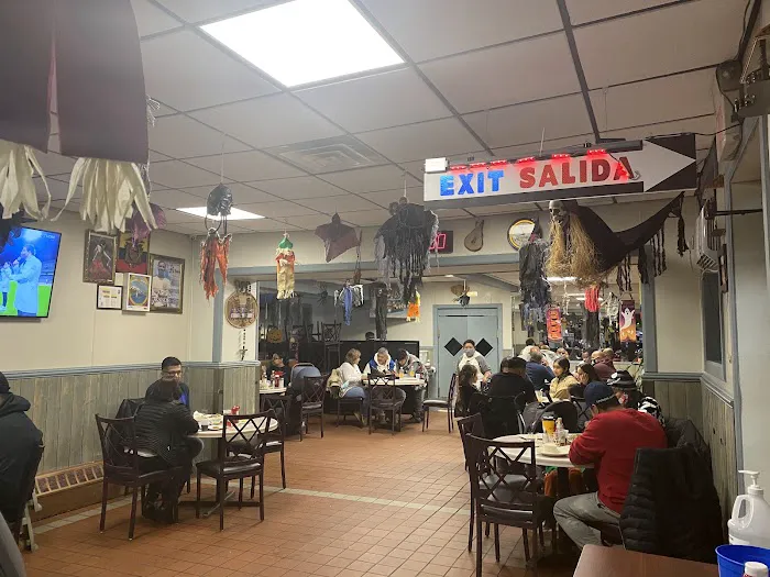 Venus Bar and Restaurant Picture 4