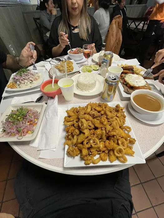 Venus Bar and Restaurant Picture 5