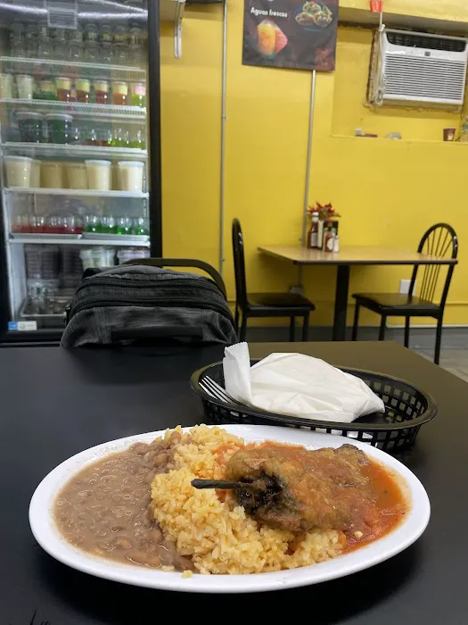 Mexico Lindo Deli Lexington Picture 2