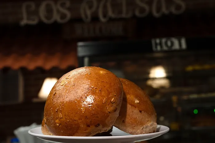 Los Paisas Bakery Picture 9