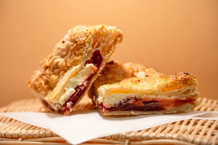 Los Paisas Bakery Picture 3