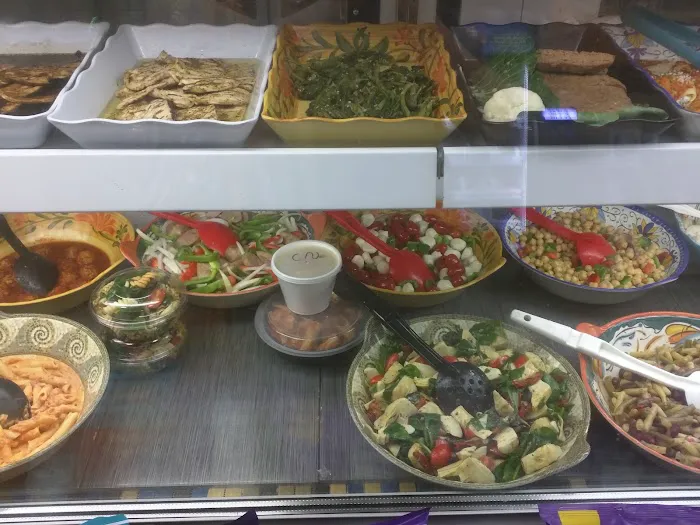 Henry’s Delicatessen & Catering Picture 4