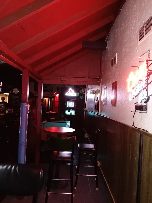 Shamrock Bar Picture 5