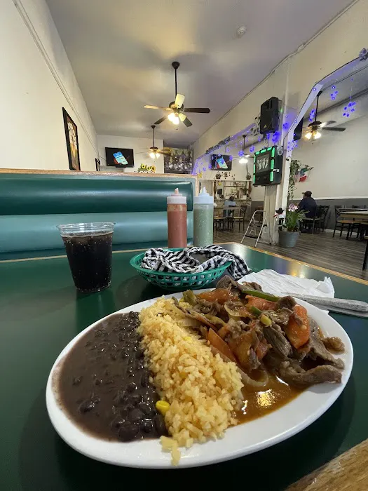 Las Lomas Mexican restaurant Picture 7