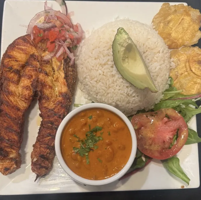 Restaurant Marisqueria La Cuchara 100% Manabita Picture 2