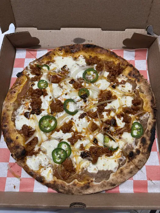 Oui chef pizza truck Picture 4